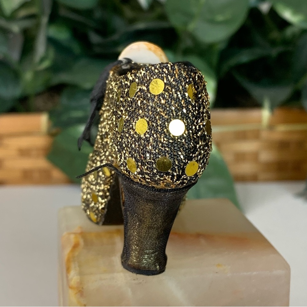 Miniature Victorian Shoe High Heel Slipper Sequins Cameo Bow Glam Decoration 4.2 - Picture 8 of 16